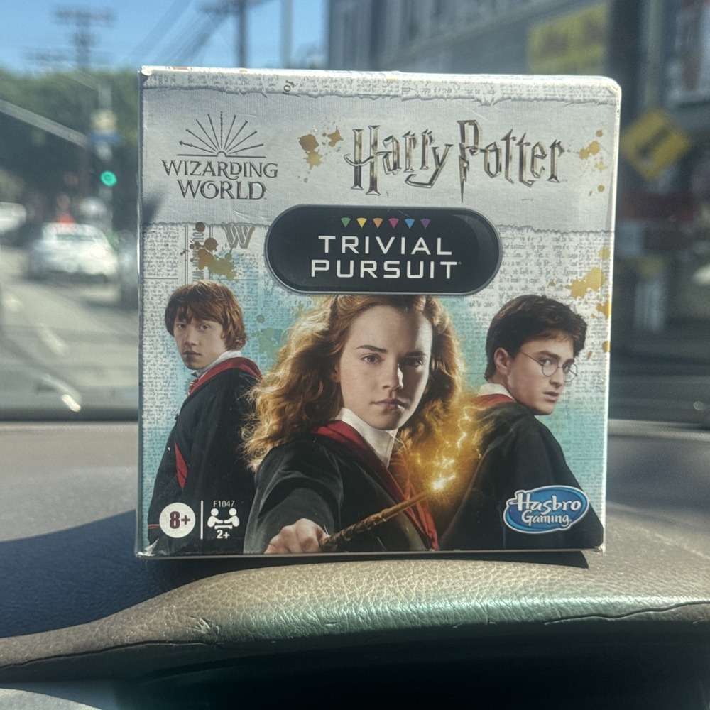 Hasbro Gaming Wizarding World Harry Potter Trivial Pursuit Trivia Game